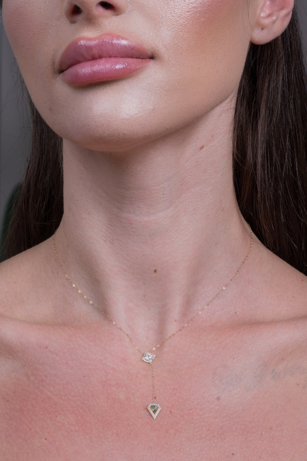 Golden Diamond shape Necklace