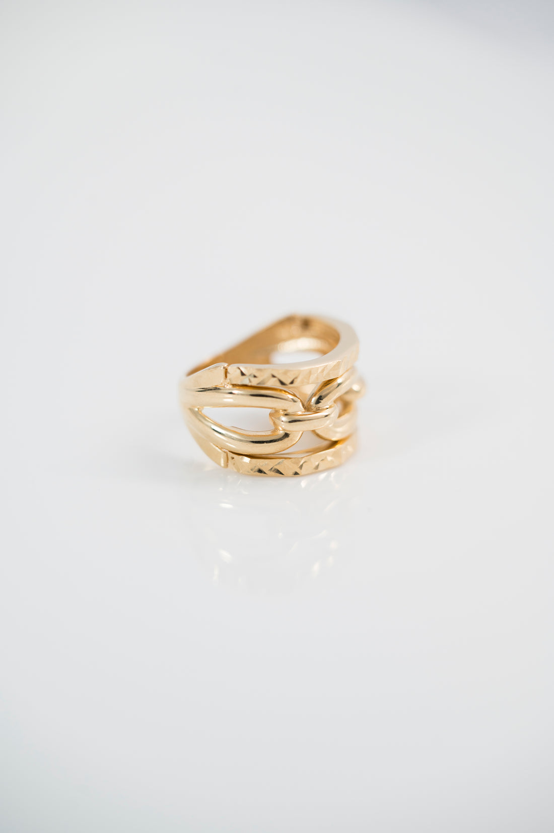 Serene Gleam Ring