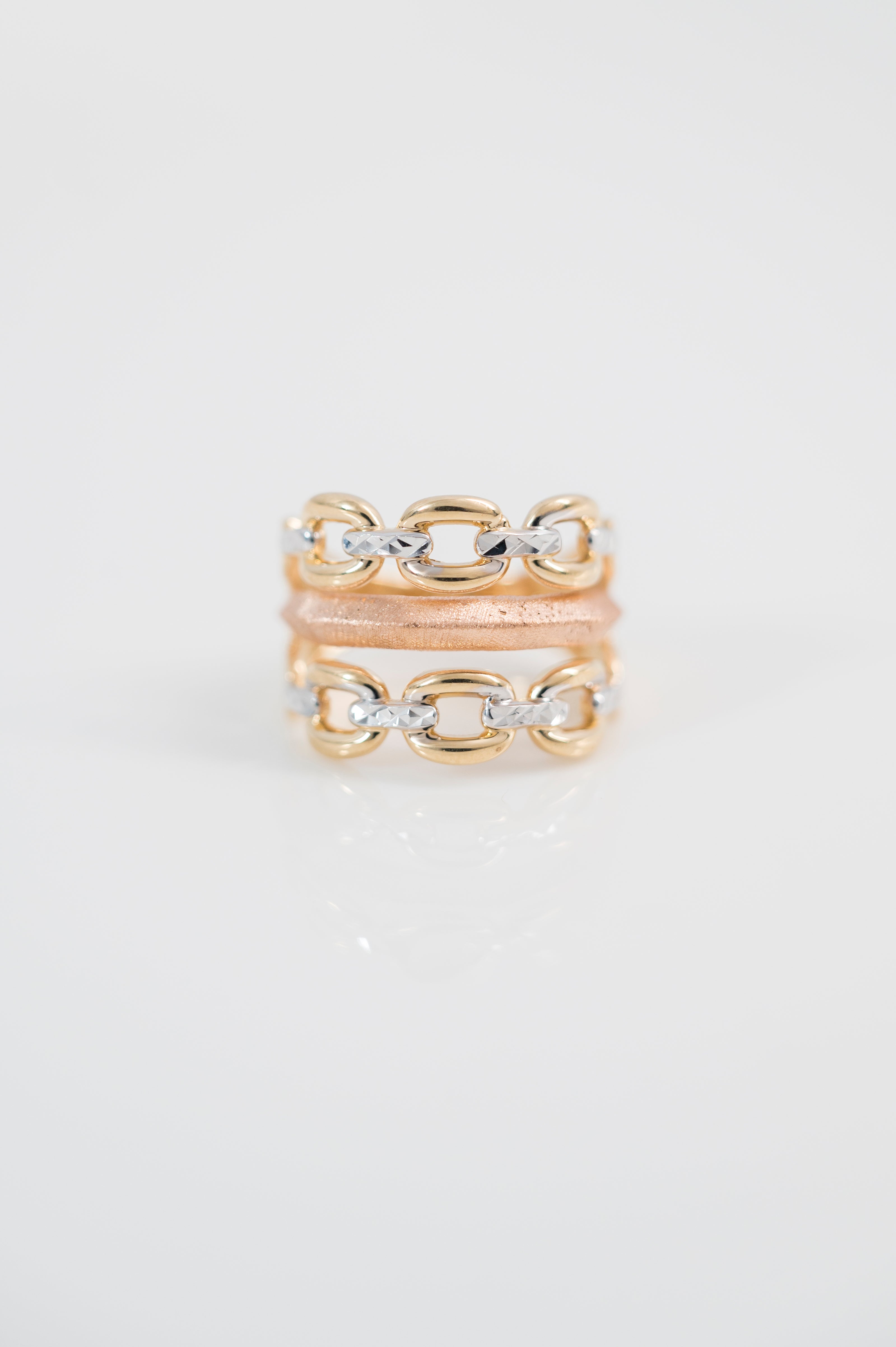 Aurora Chain Golden Ring